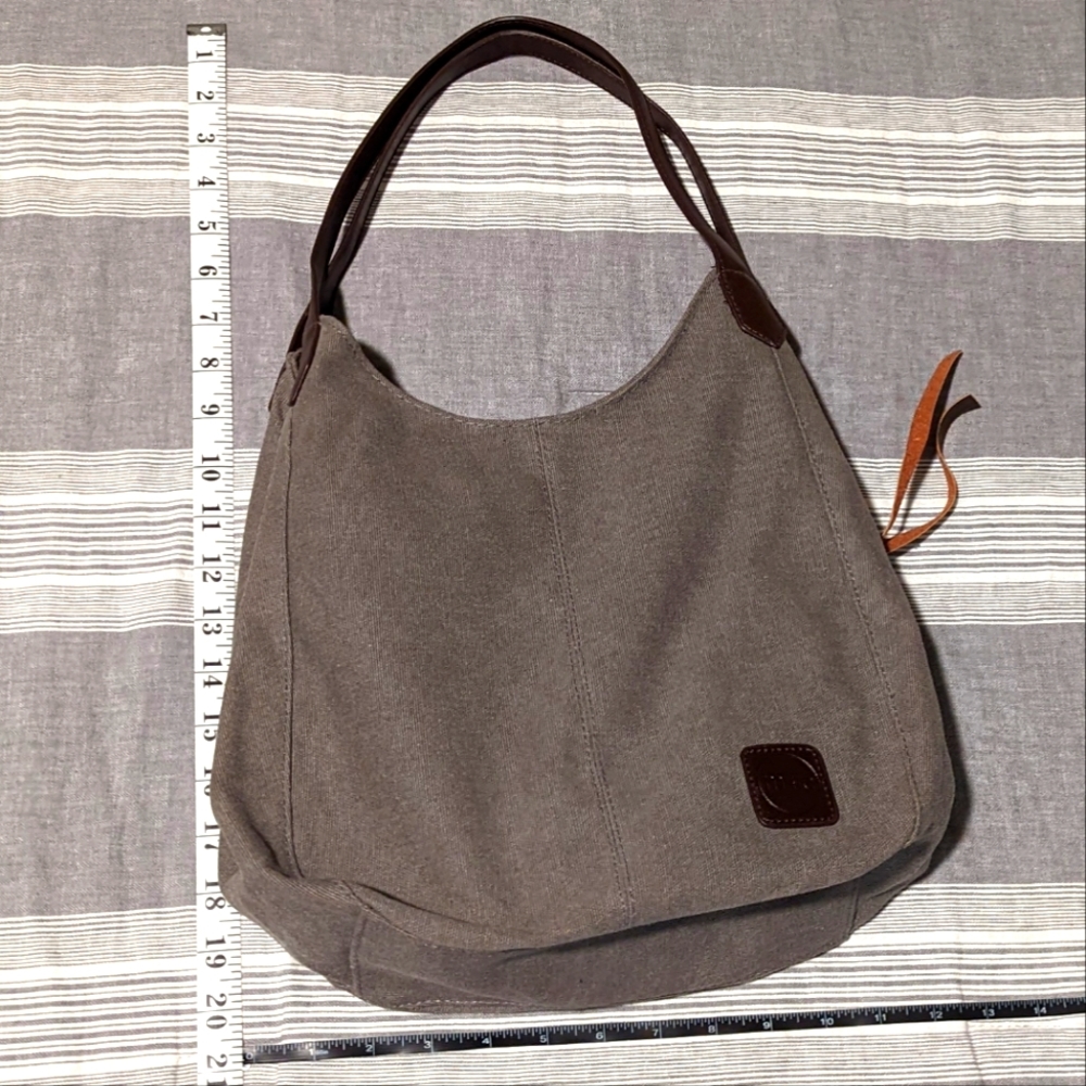 M + C Shoulder Bag - Picture 7 of 7
